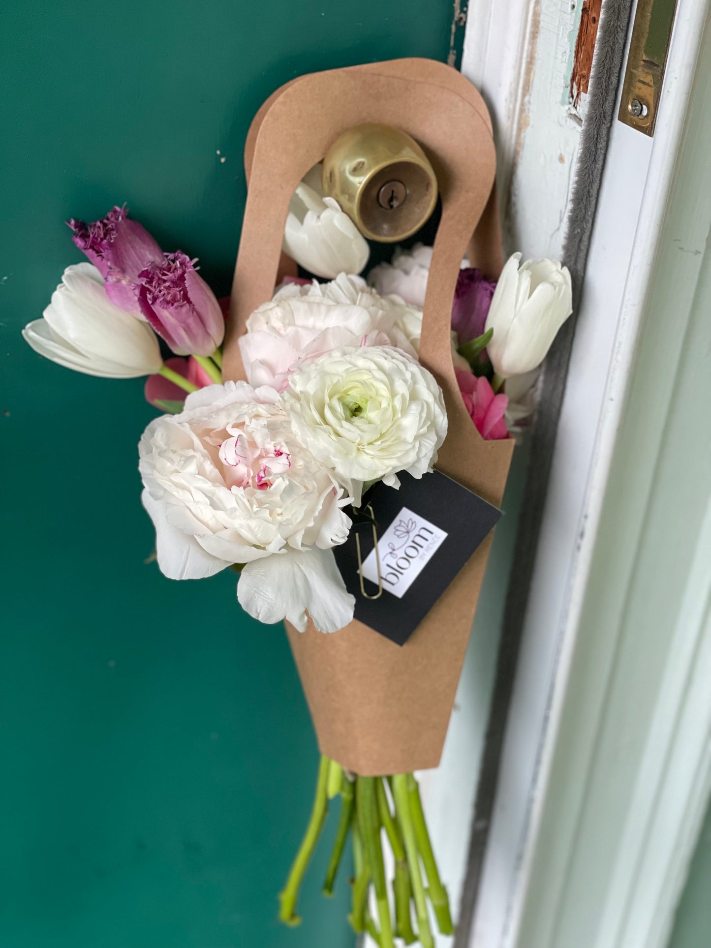 Small wrapped bouquet